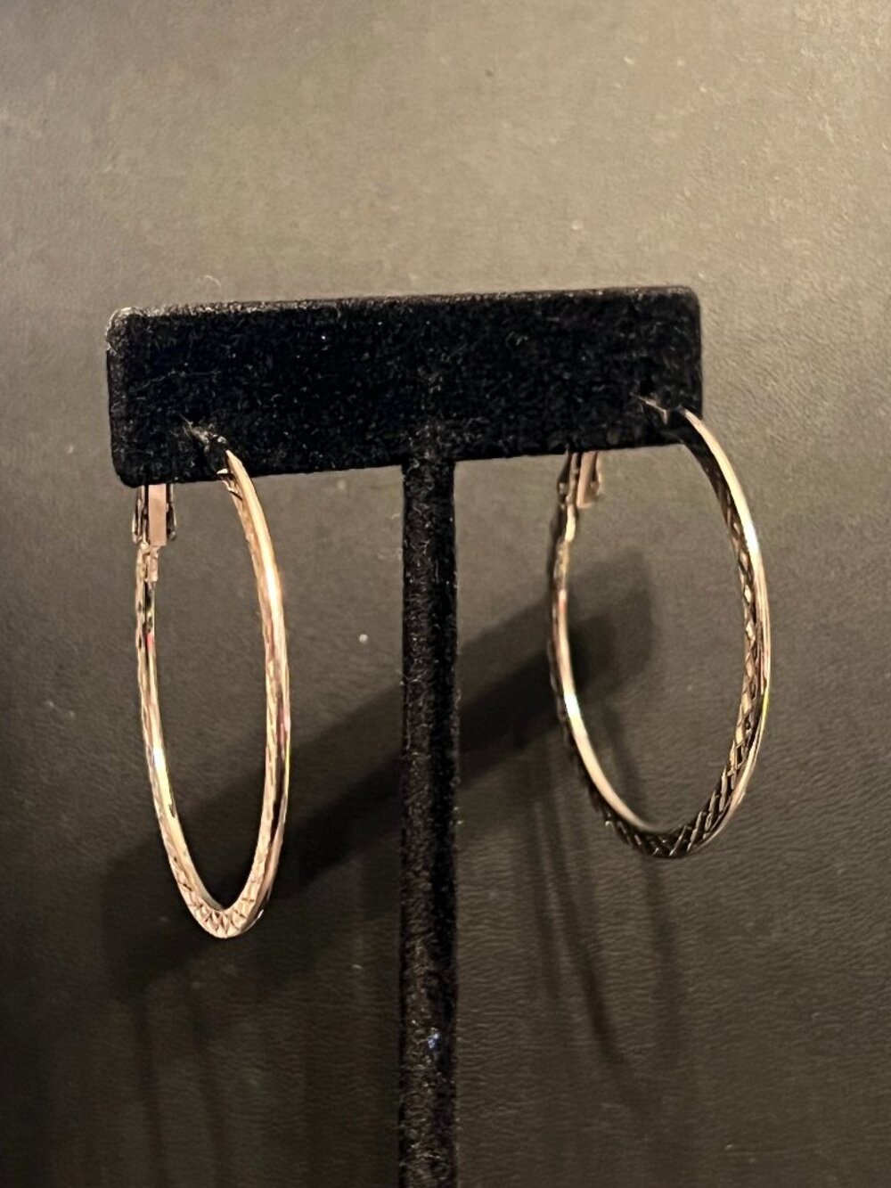 Silver Textured Hoop Earrings (E11)